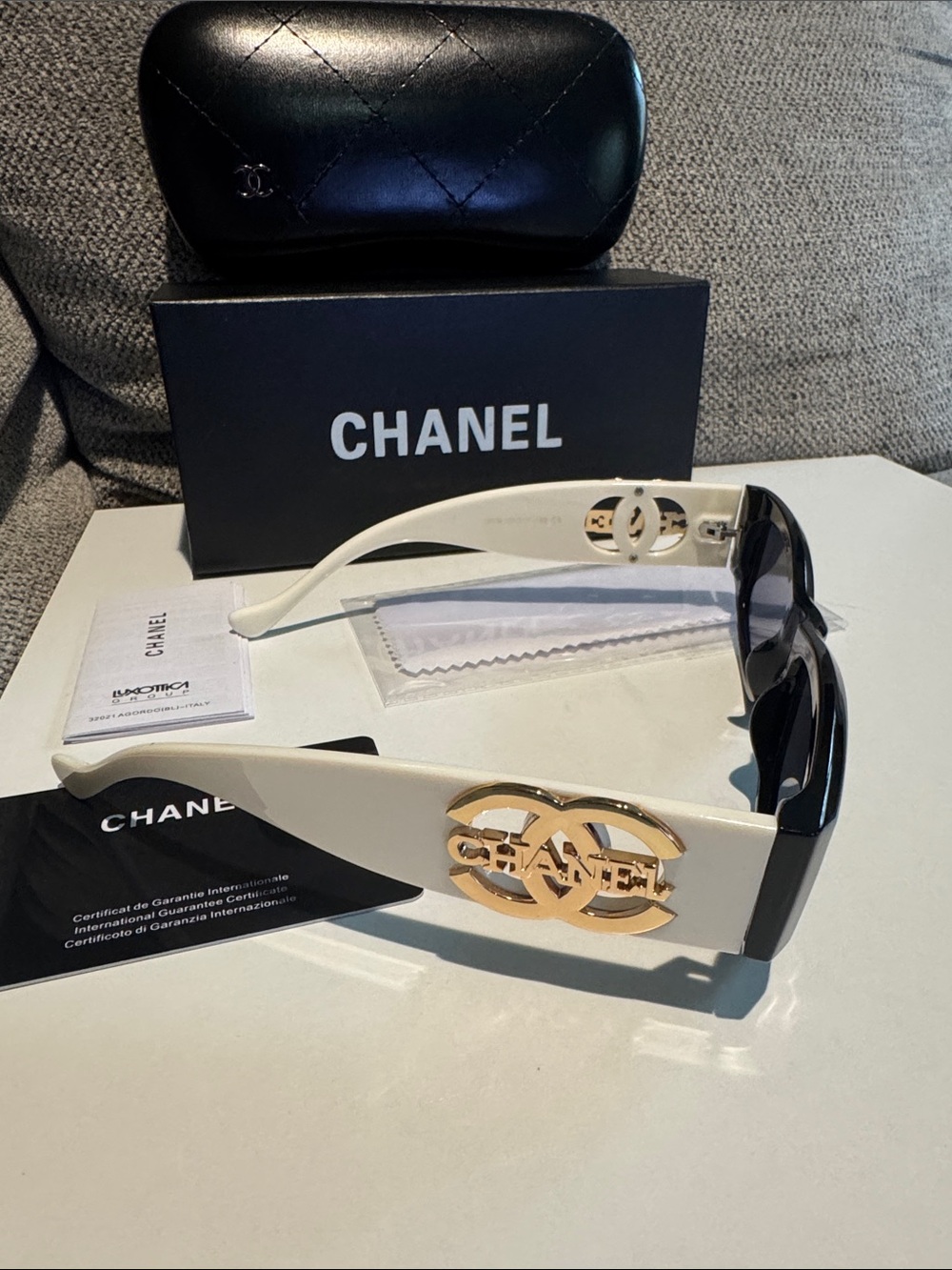 CHANEL Two-Tone Rectangular Sunglasses - Black Front & White Temples - Picture 2 of 8